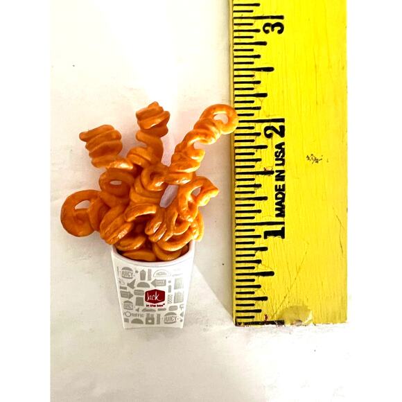 💜 3/$25 💜 Zuru Curly Fries Foodie Mini Brands Frozen Moments Jack In The Box - Picture 3 of 6